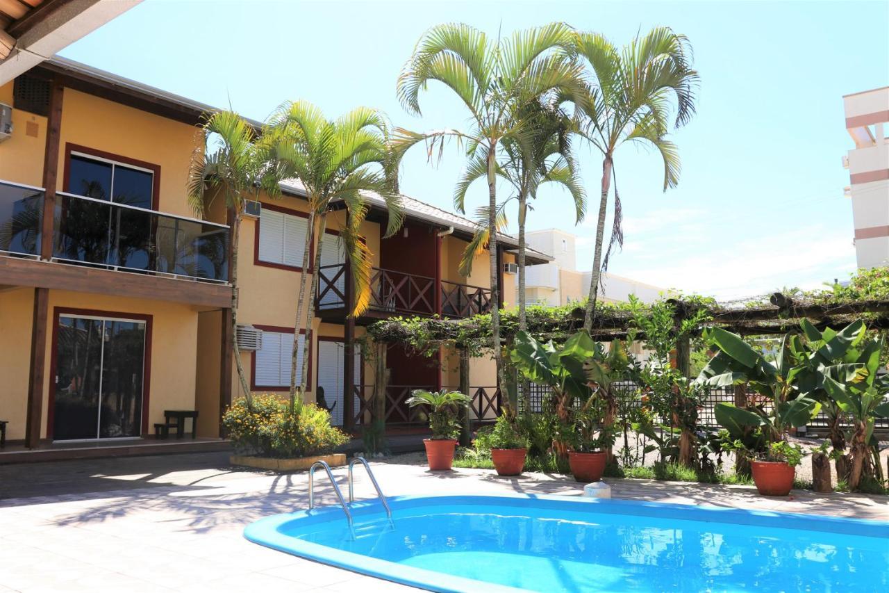 Combinacao De Praia E Piscina - S1 Bombinhas Esterno foto